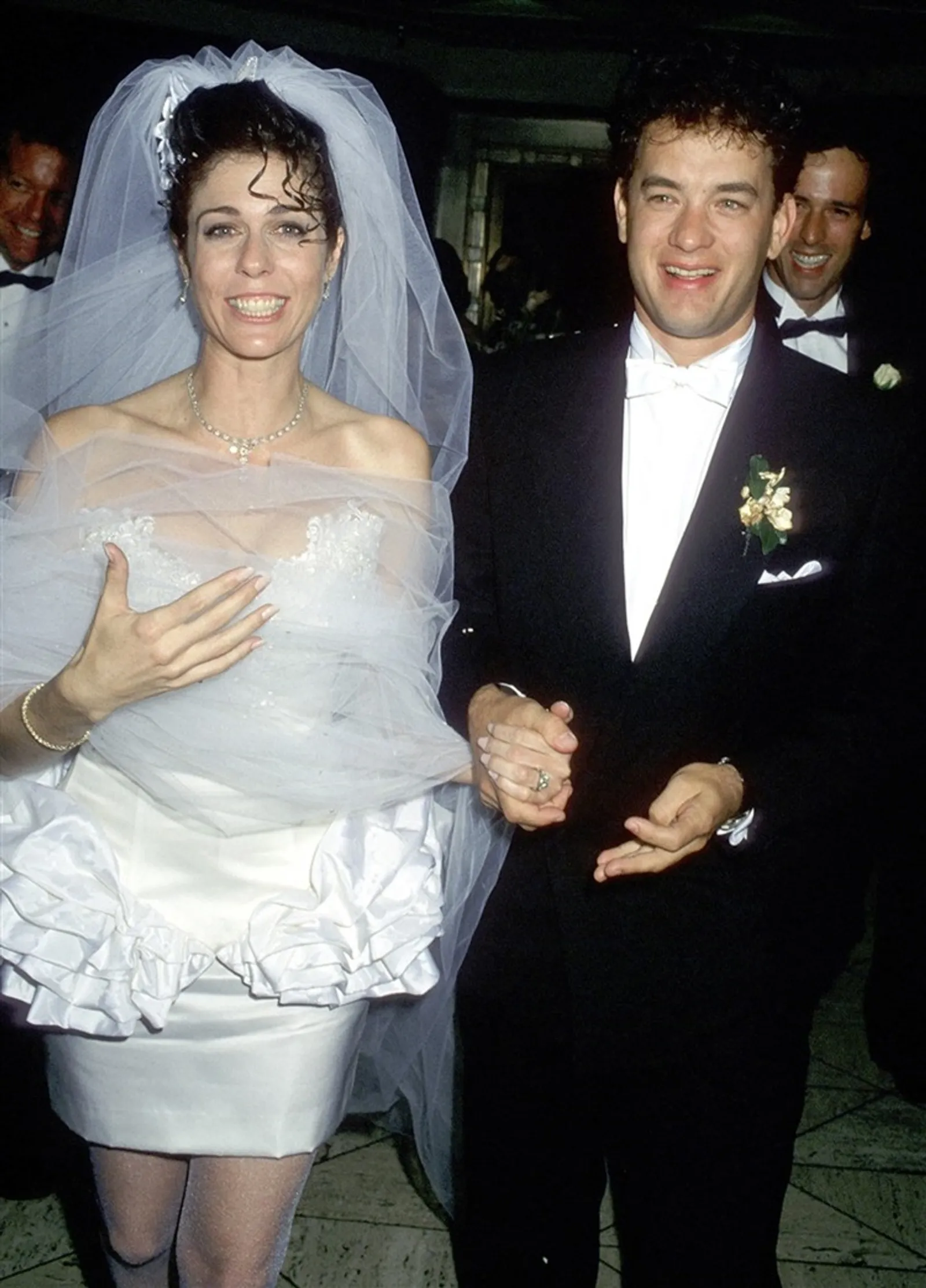 Berjuang Lawan Corona, Ini 9 Foto Romantis Tom Hanks & Rita Wilson