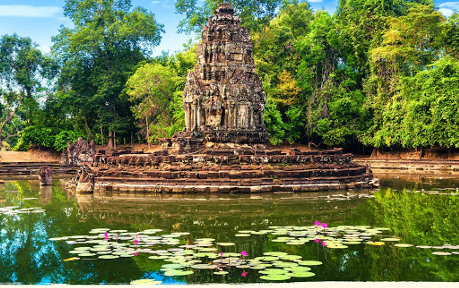 5 Kuil Wajib Kamu Kunjungi Saat Wisata ke Kamboja