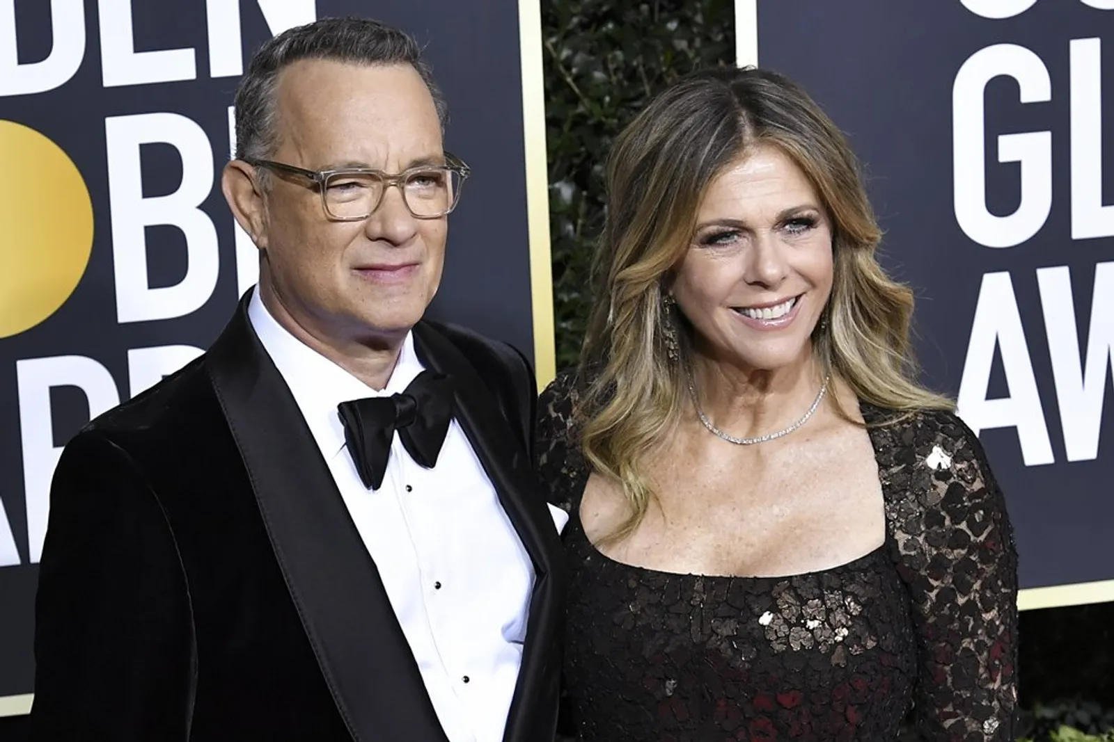 Keluar dari Rumah Sakit, Tom Hanks & Rita Wilson Lakukan Isolasi Diri