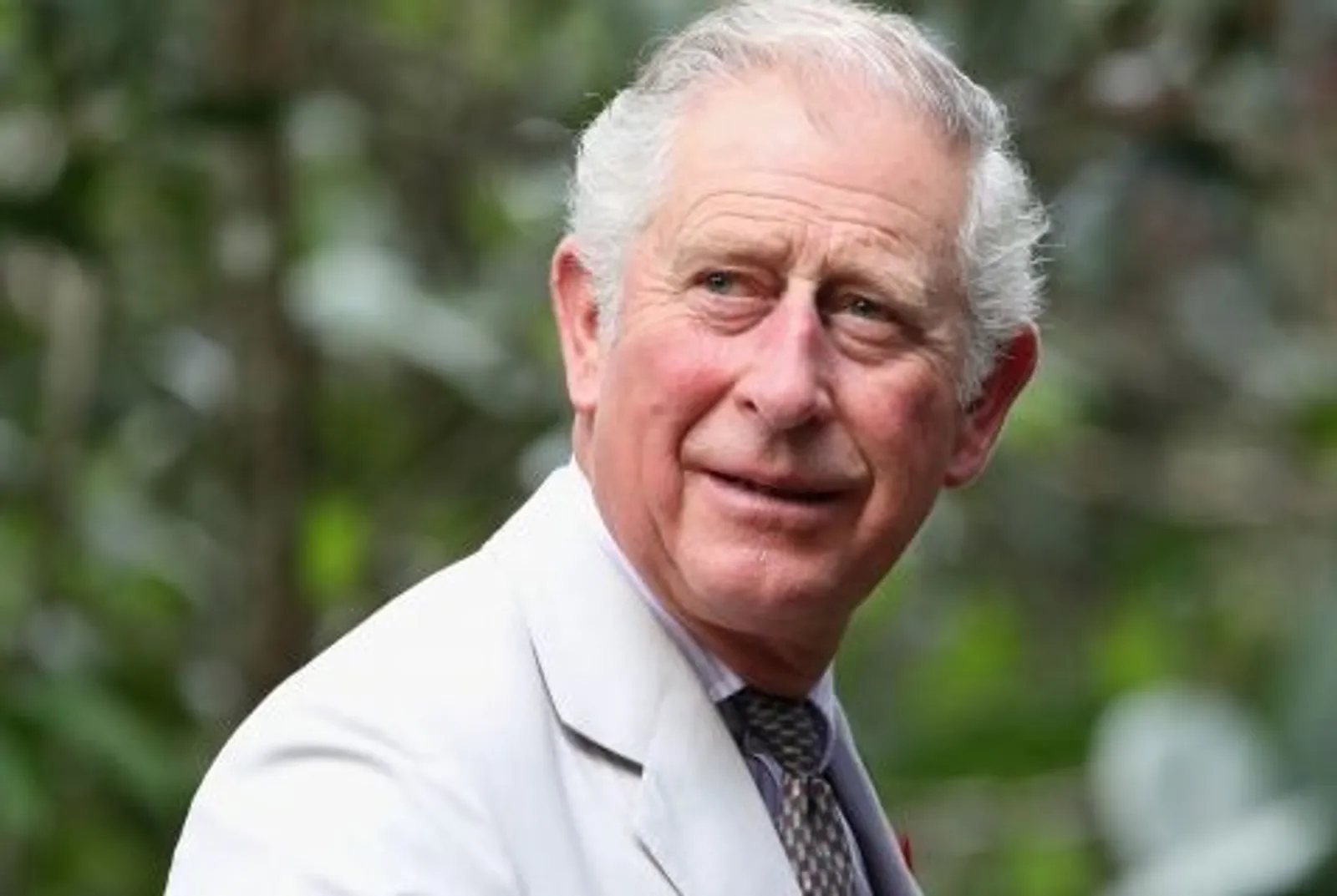 Positif Corona, Pangeran Charles Isolasi Diri di Skotlandia