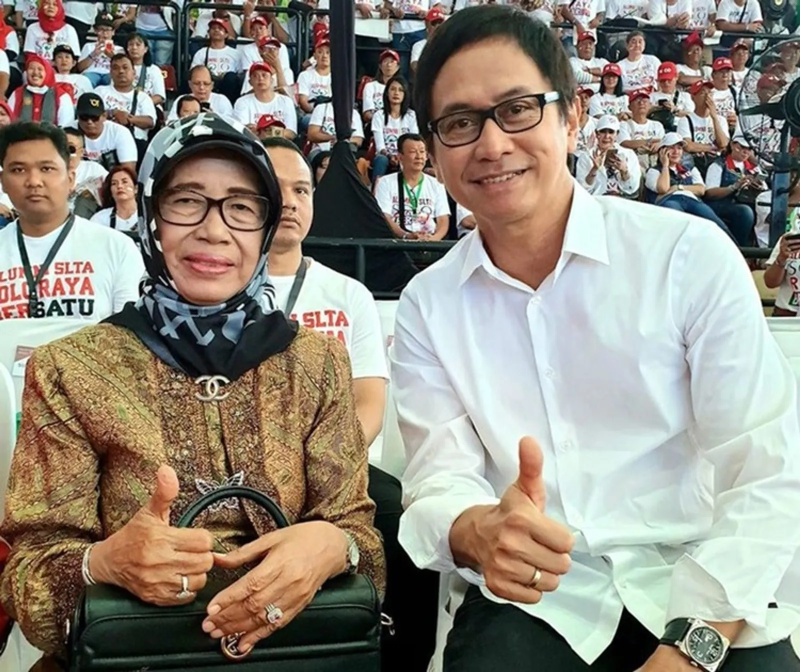 Penuh Kenangan, 9 Momen Kedekatan Jokowi dan Ibunda Sebelum Berpulang