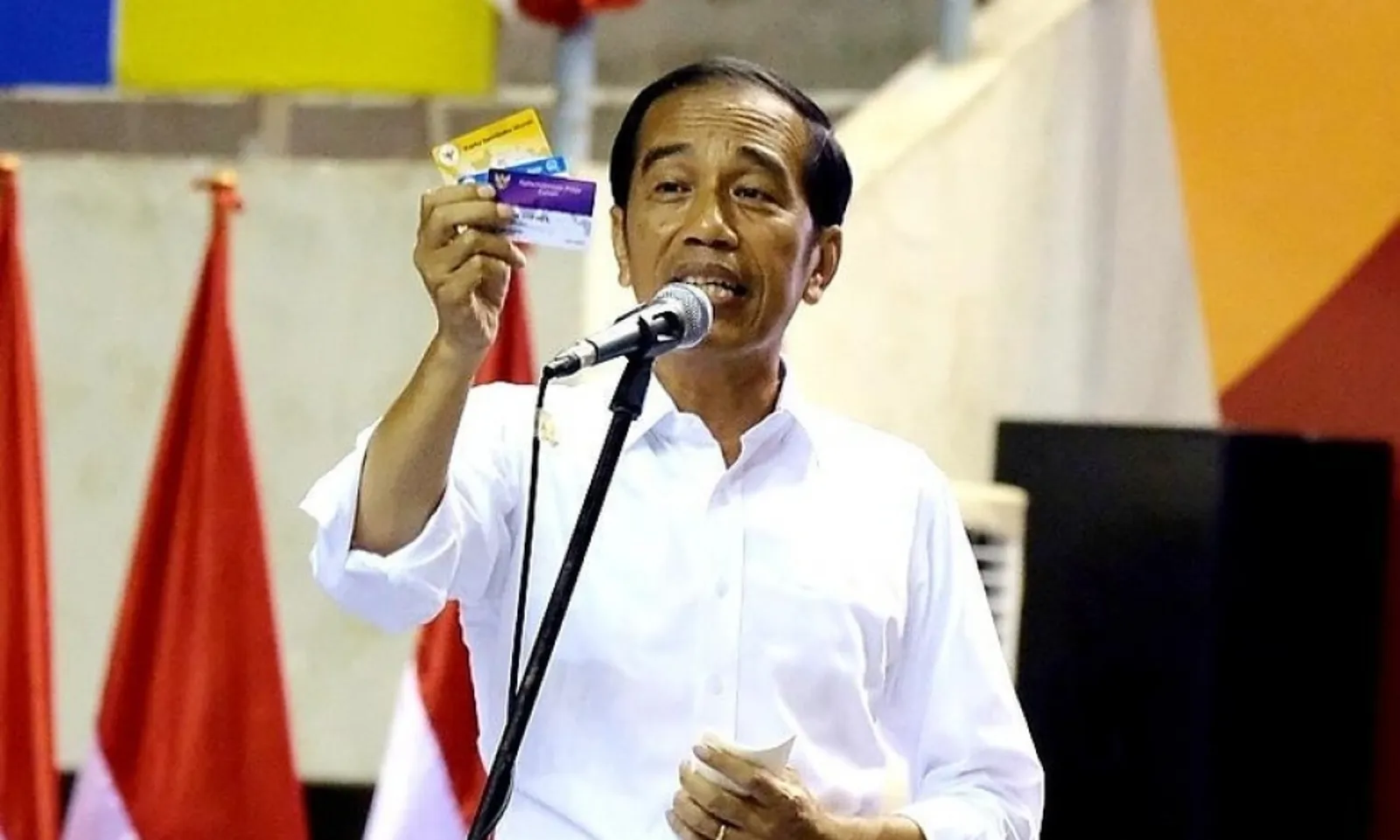 Imbas Corona, Jokowi Mempercepat Perilisan Kartu Pra Kerja 