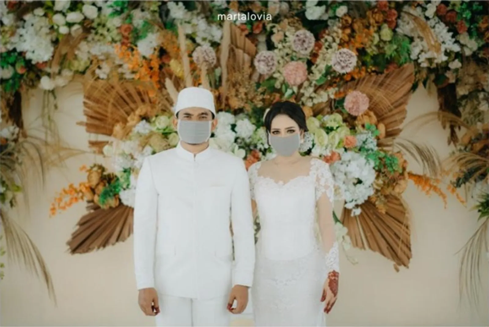 10 Foto Pernikahan YouTuber Maell Lee di Tengah Pandemi Corona