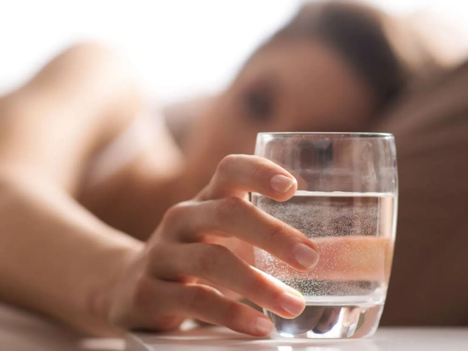 5 Kebiasaan Minum ini Harus Kamu Hindari Demi Kesehatan