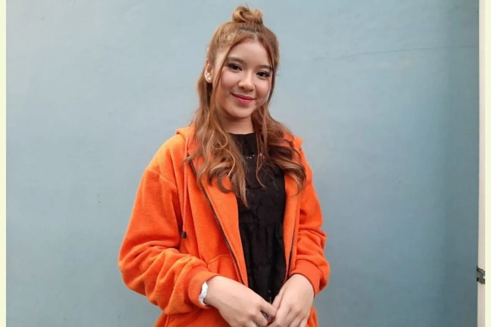 Mengidolakan Jennie 'BLACKPINK', Begini Riasan Korea a la Tiara Idol