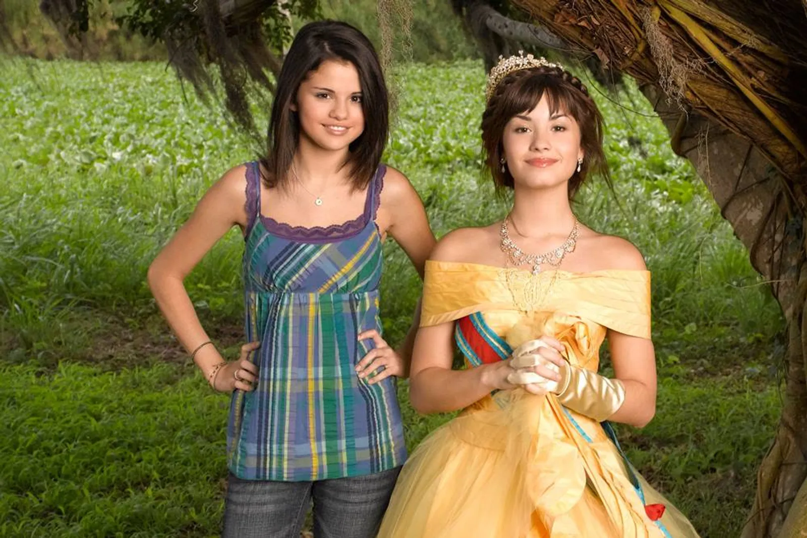 Kisah Selena Gomez & Demi Lovato, Dulunya Bersahabat Kini Bukan Teman