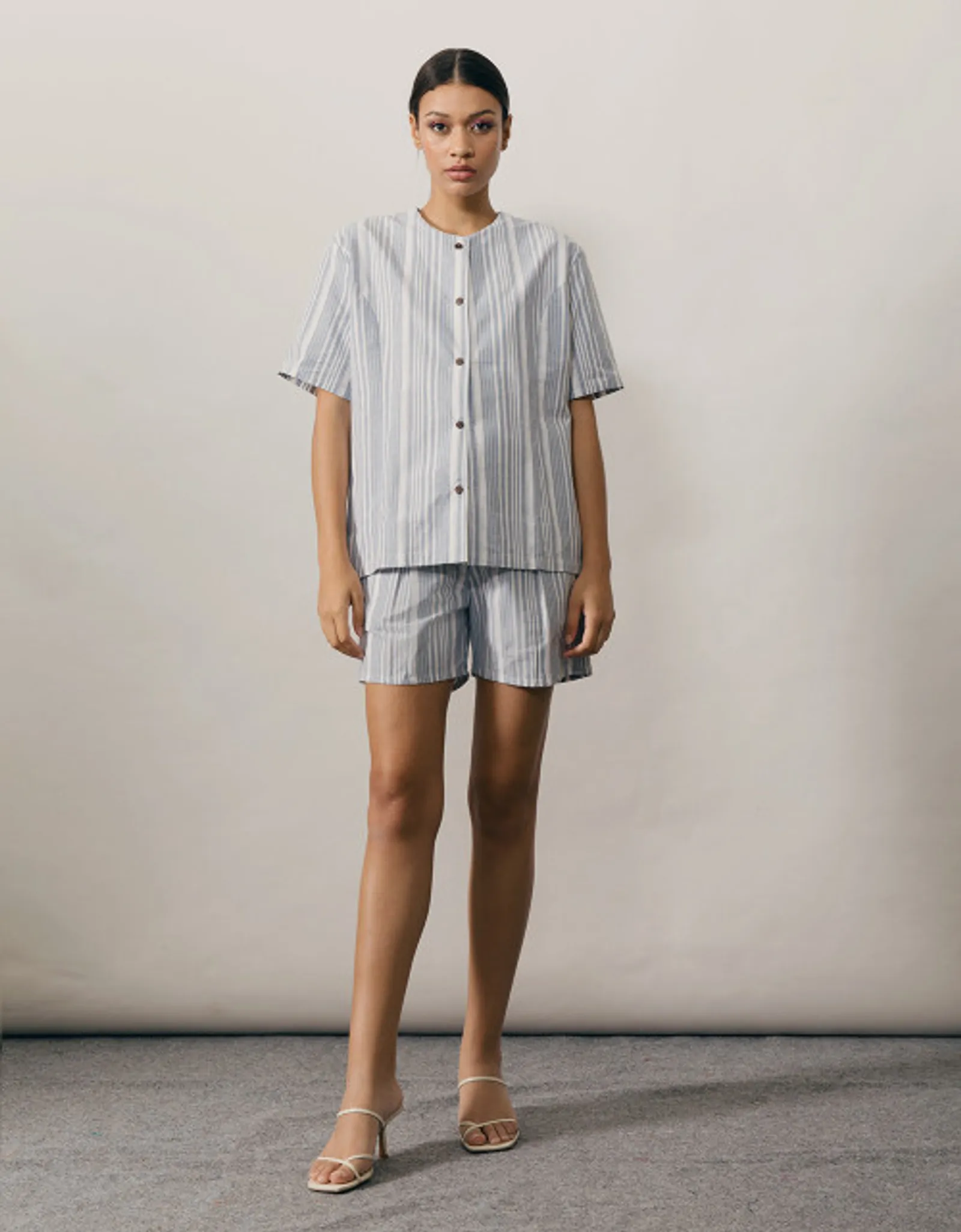 #PopbelaOOTD: Baju Garis-garis dari Brand Lokal