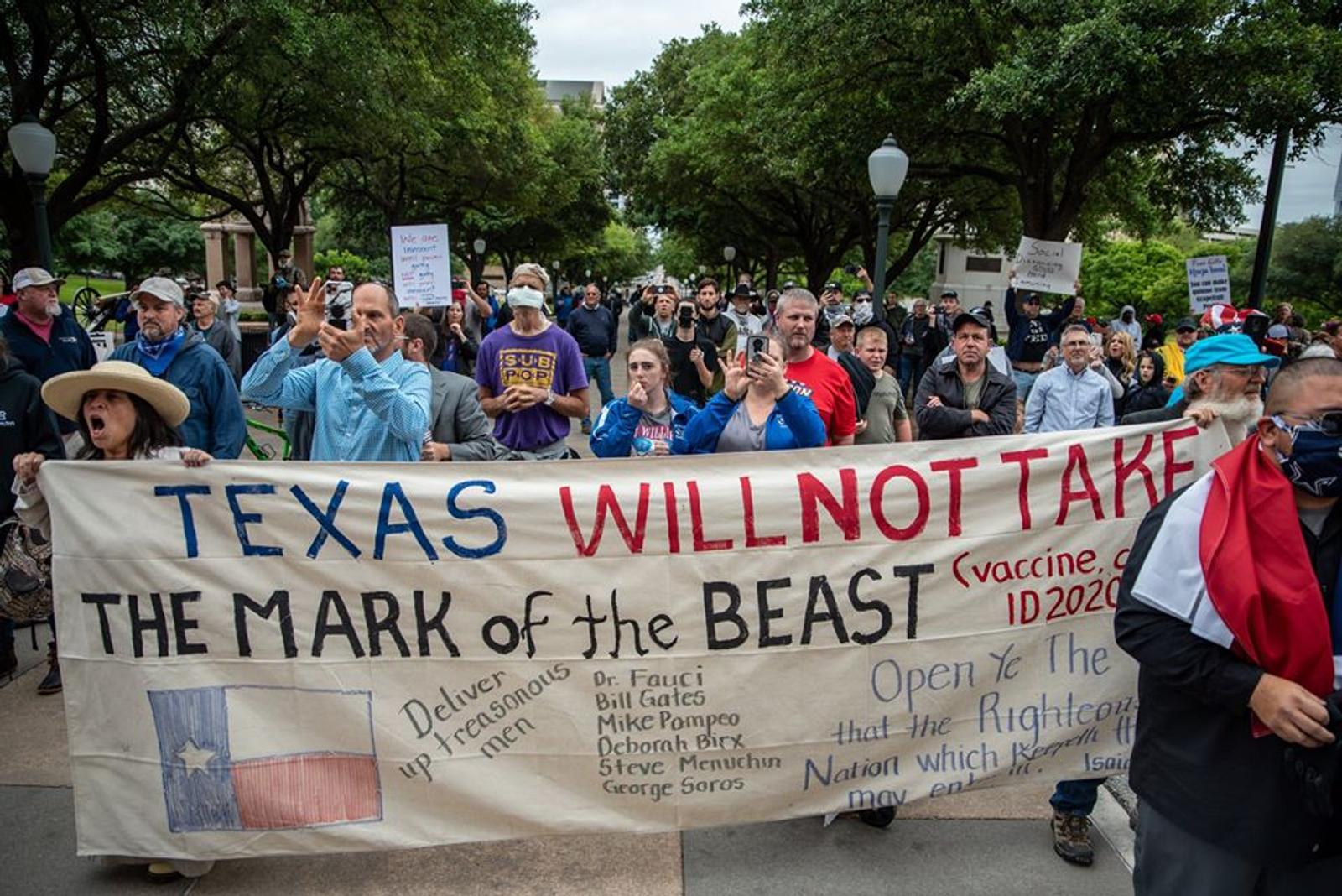 10 Foto Demonstrasi Menolak Lockdown & Penggunaan Masker di Texas AS