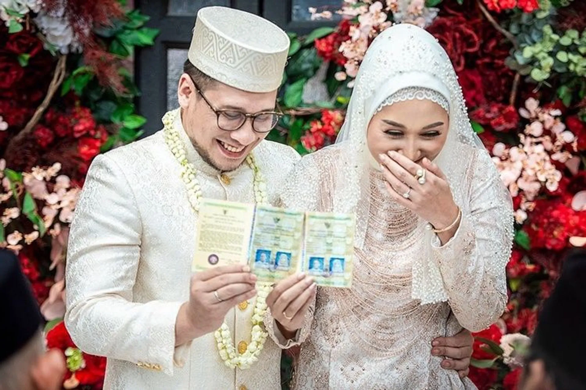 20 Pasangan Artis yang Jalani Ramadan Pertama Sebagai Suami Istri 