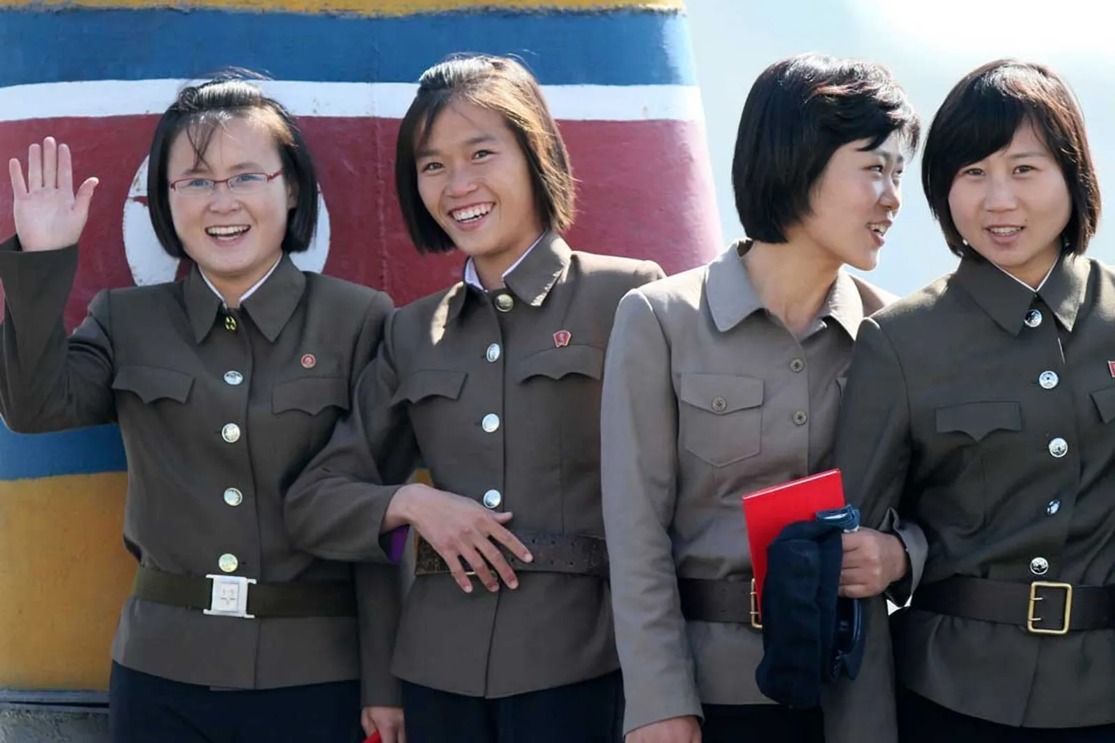 7 Aturan Ekstrem Berpakaian di Korea Utara yang Jarang Diketahui