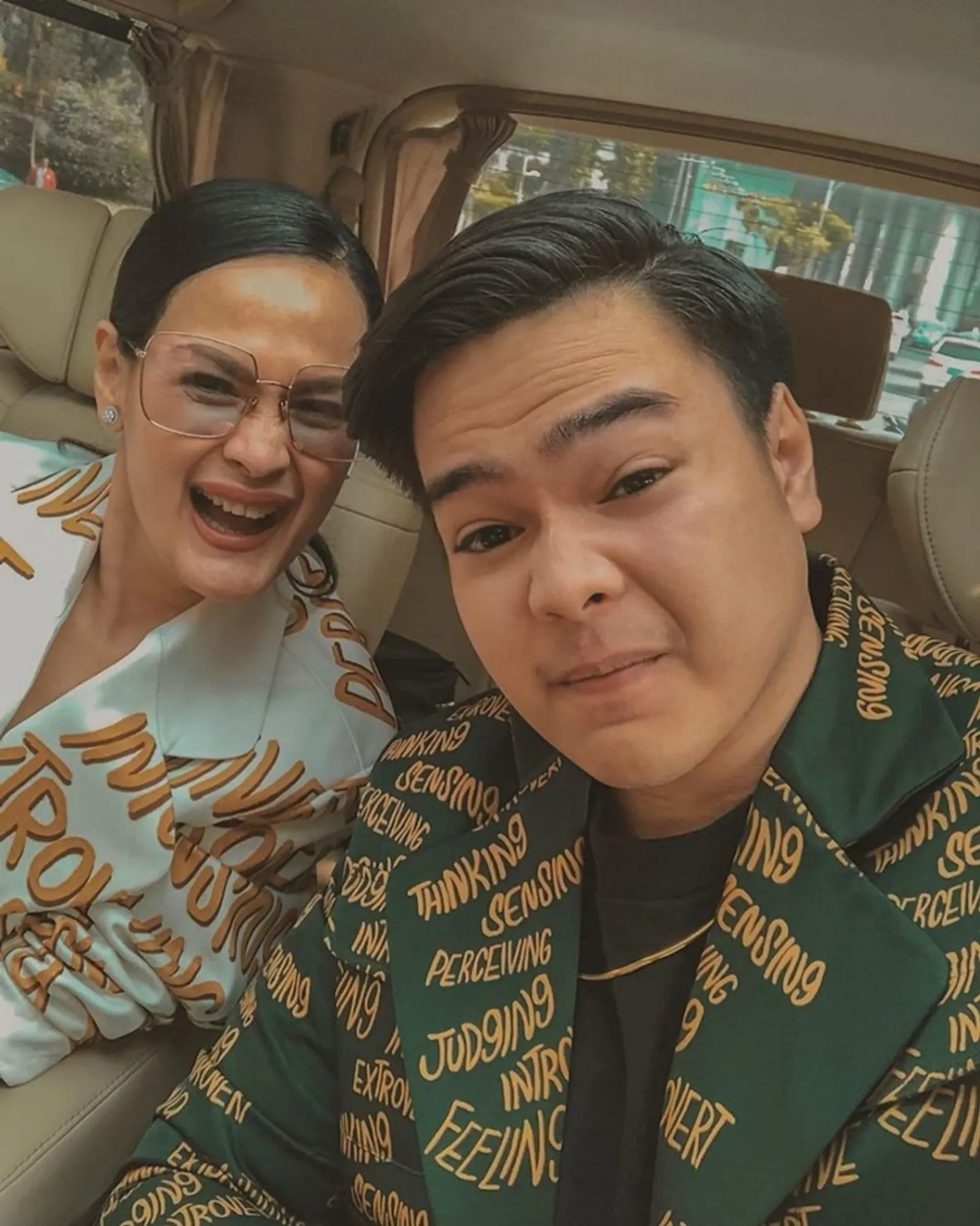 10 Momen Kebersamaan Jeje Soekarno dan Donna Harun yang Gemas Maksimal