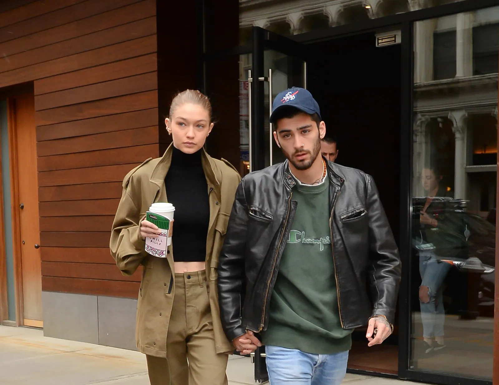 Gigi Hadid Hamil, Ini Gaya Mesranya dengan Zayn Malik