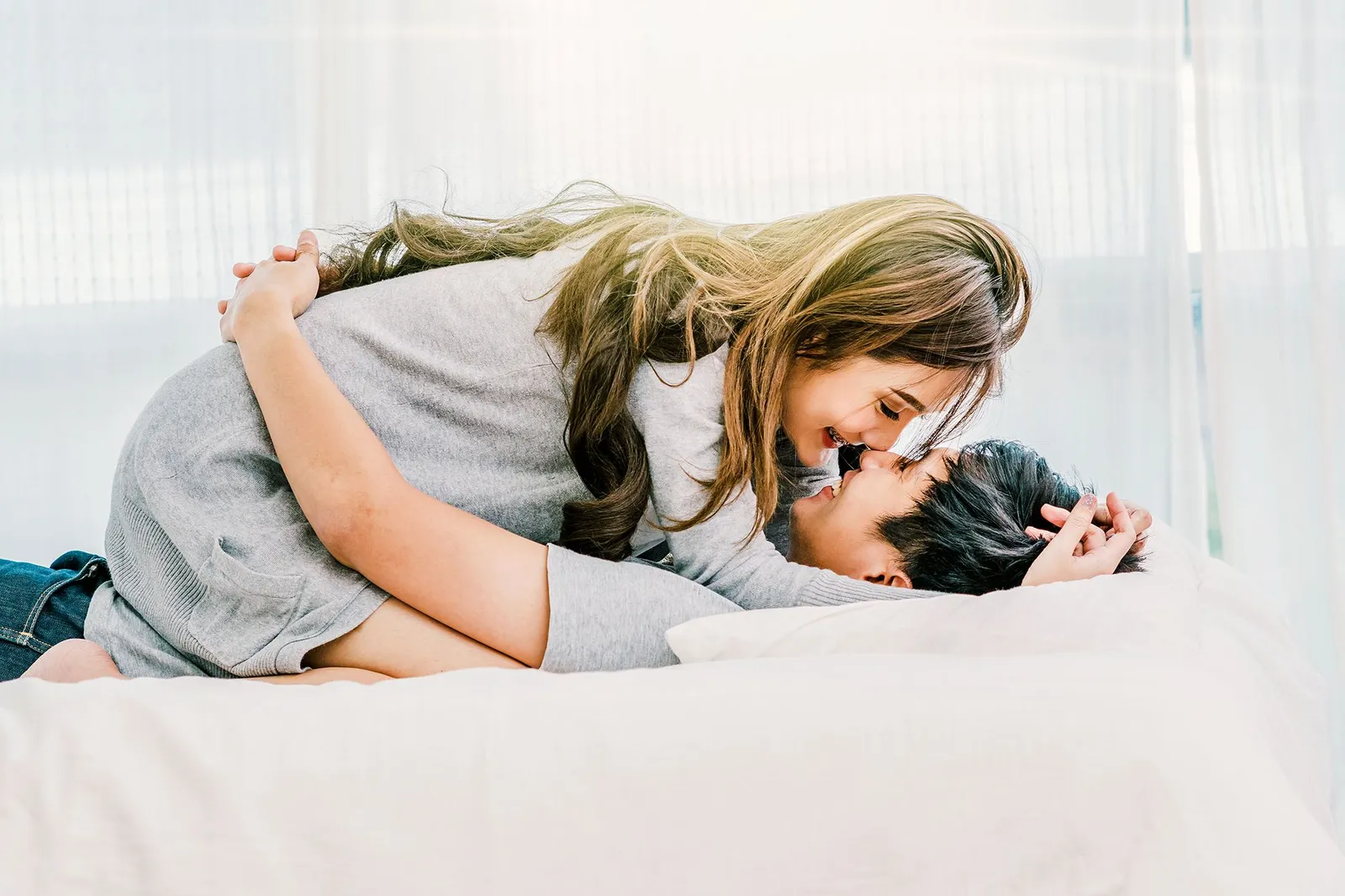 6 Kebiasaan Setelah Seks yang Nggak Kalah Romantis dari Foreplay