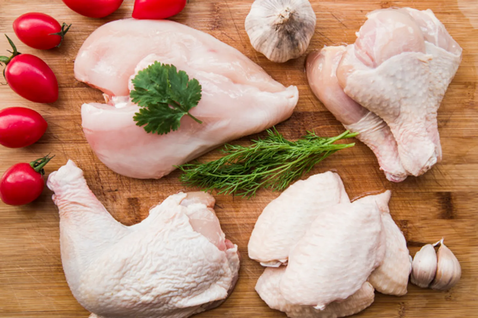 3 Metode Mencairkan Ayam Beku dari Freezer