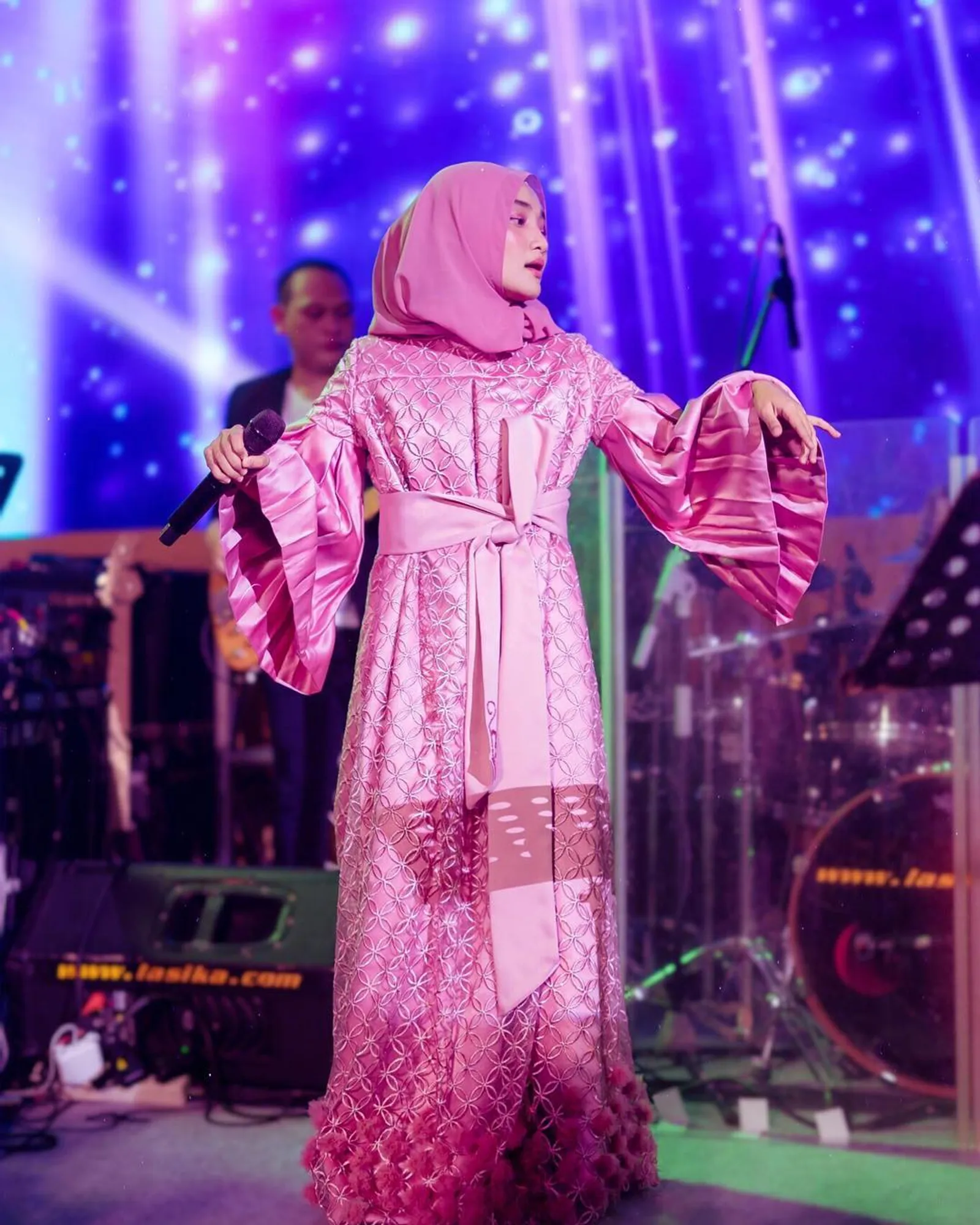 Musik dan Penampilan di Mata Fatin Shidqia