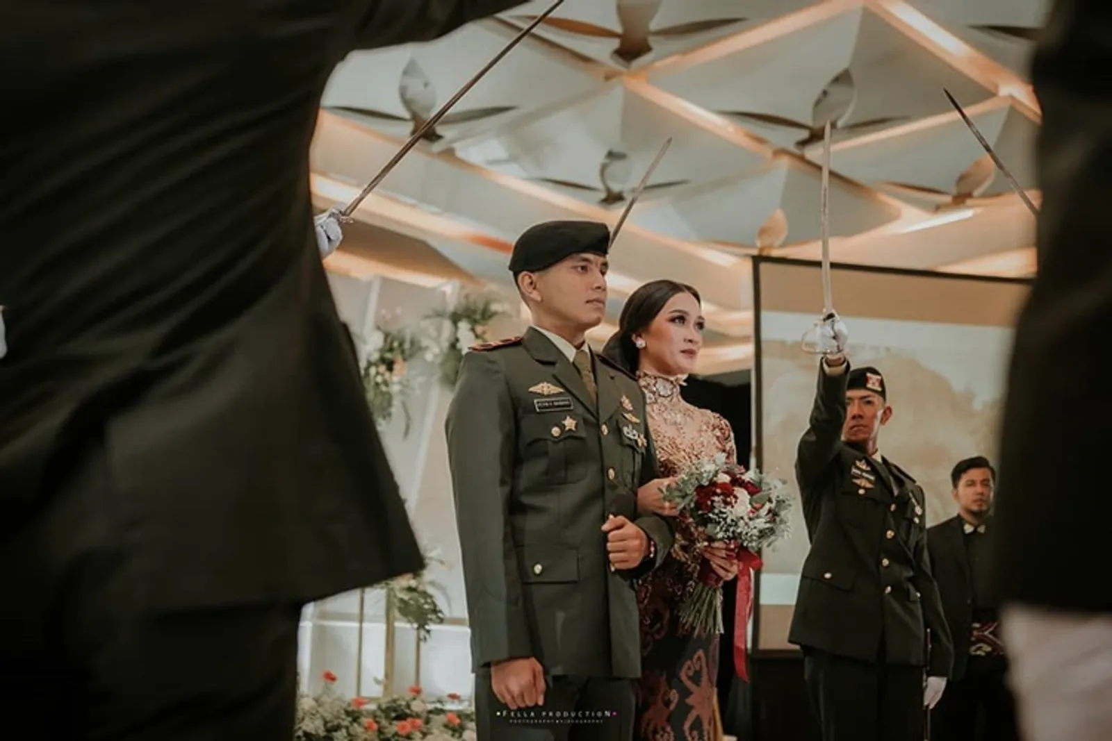 5 Puteri Indonesia Ini Pilih Abdi Negara Sebagai Pasangan Hidupnya