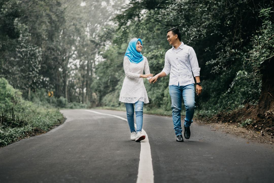 Hukum Pacaran di Bulan Ramadan, Apakah Membatalkan Puasa?