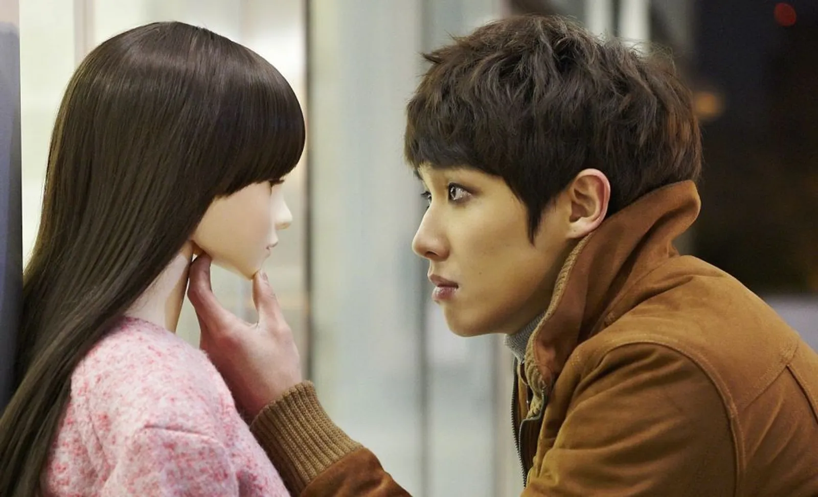 Sadar Nggak, 7 Film Korea Ini Dibintangi Sederet Idol Kpop Lho!