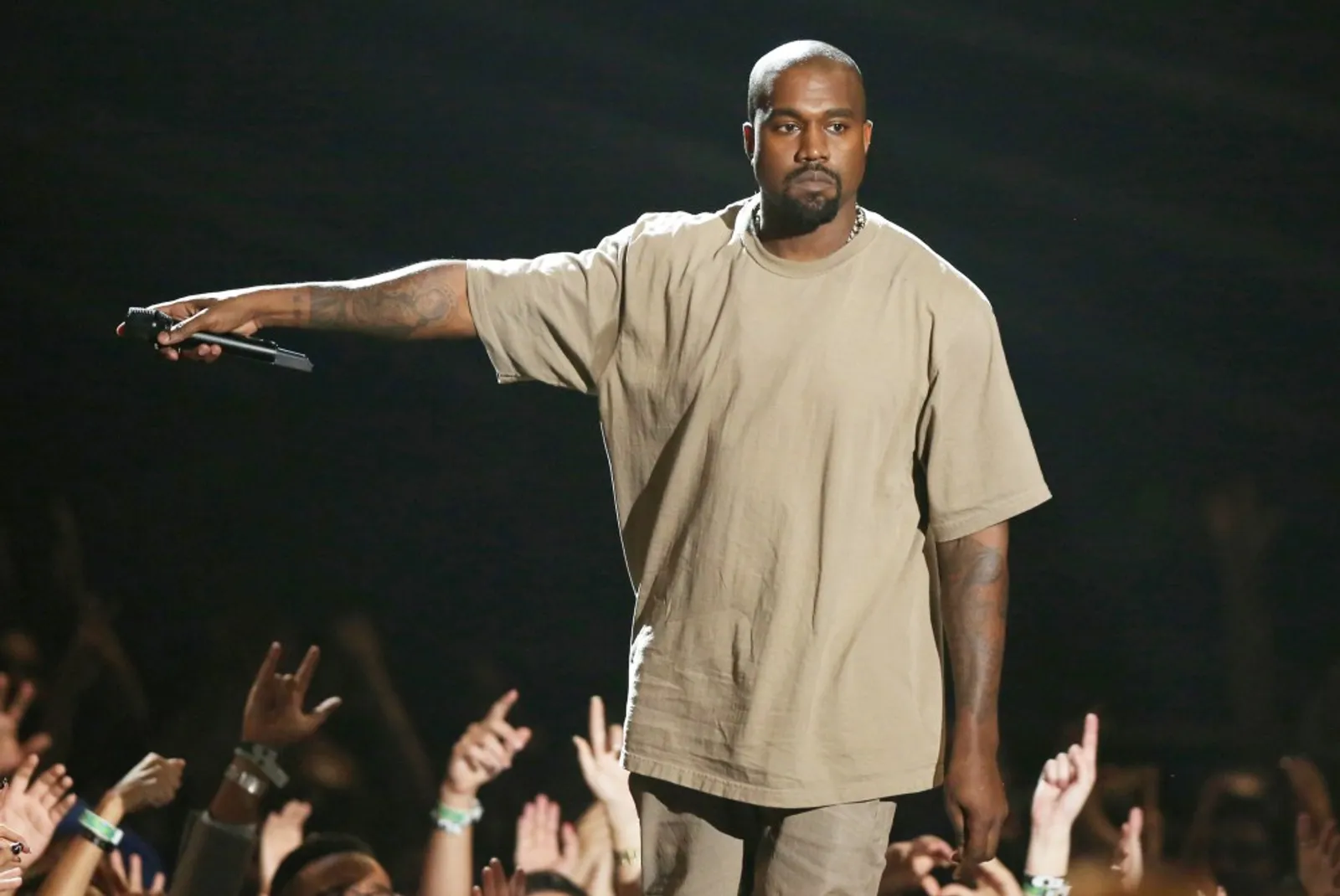 5 Pernyataan Kontroversial Kanye West Soal Pernikahannya