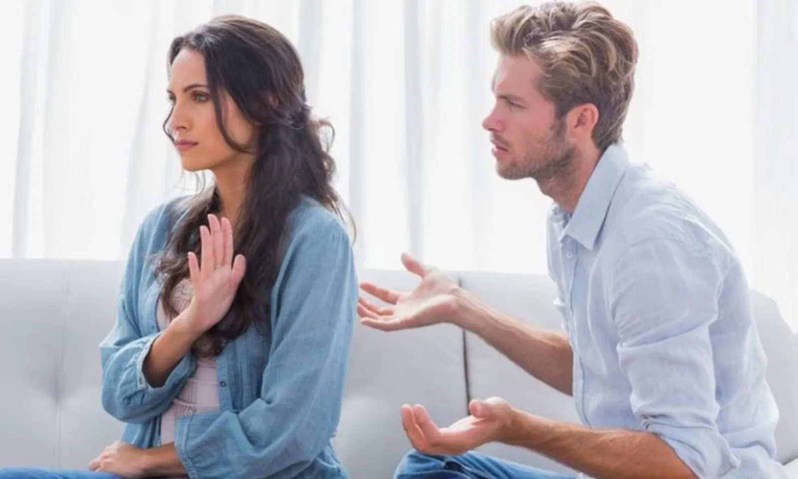 8 Perilaku yang Sering Dilakukan, Tapi Justru Hancurkan Hubungan