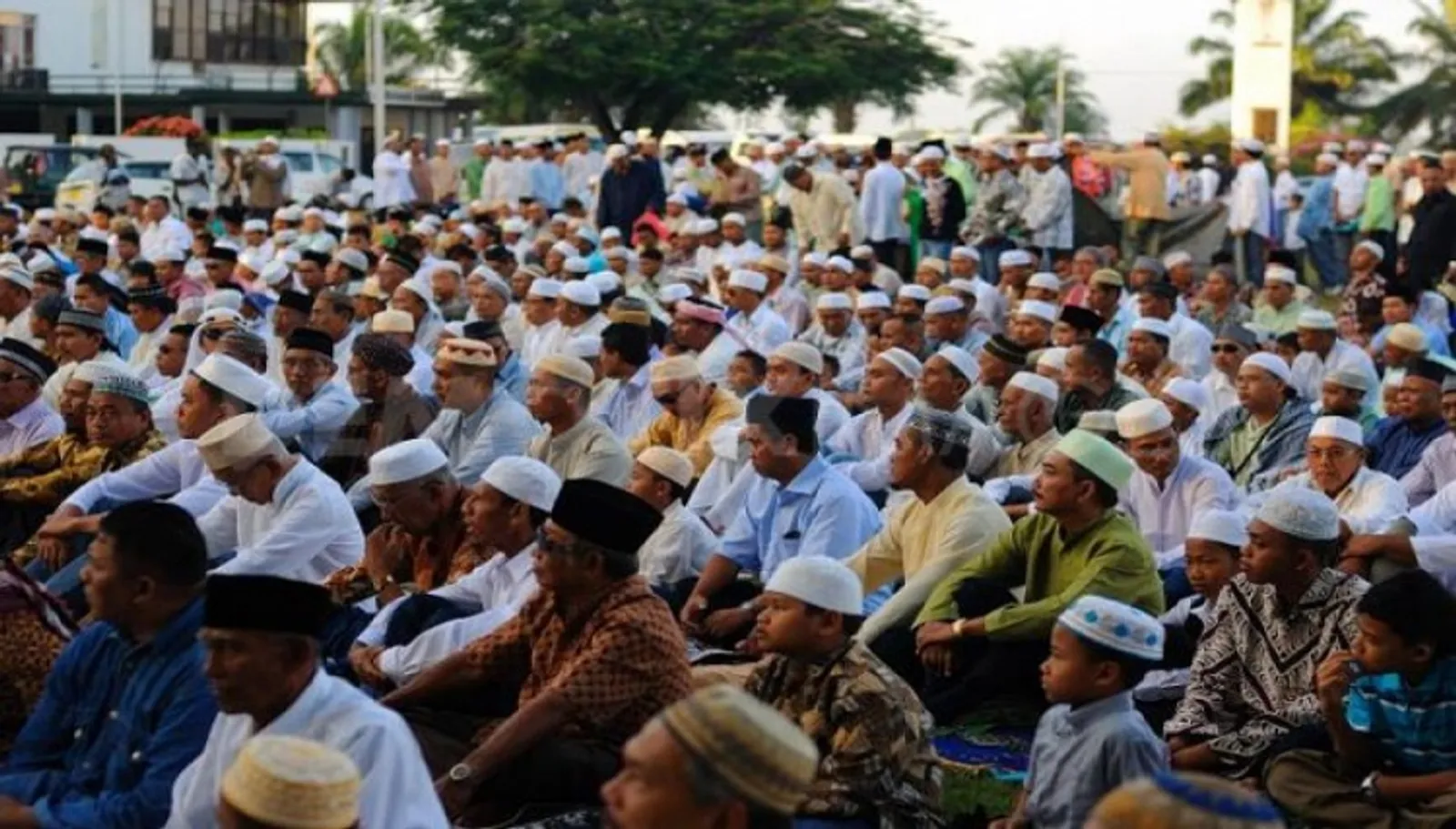 Intip Yuk Keseruan Perayaan Idul Fitri di 9 Negara Ini!