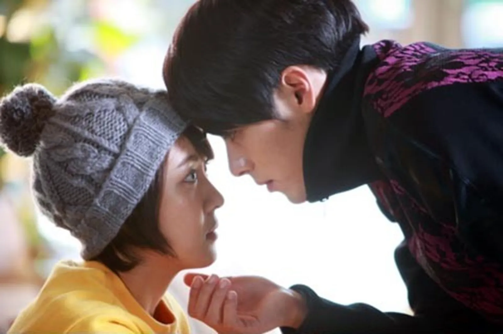 10 Adegan Ciuman di Drama Korea Paling Berkesan dan Bikin Baper