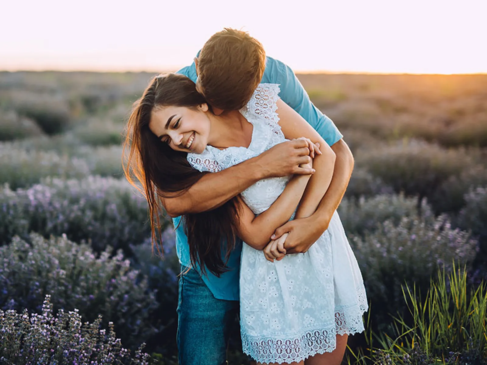7 Alasan Kenapa Kamu Sulit Mutusin Walaupun Dia Bukan Pasangan Baik