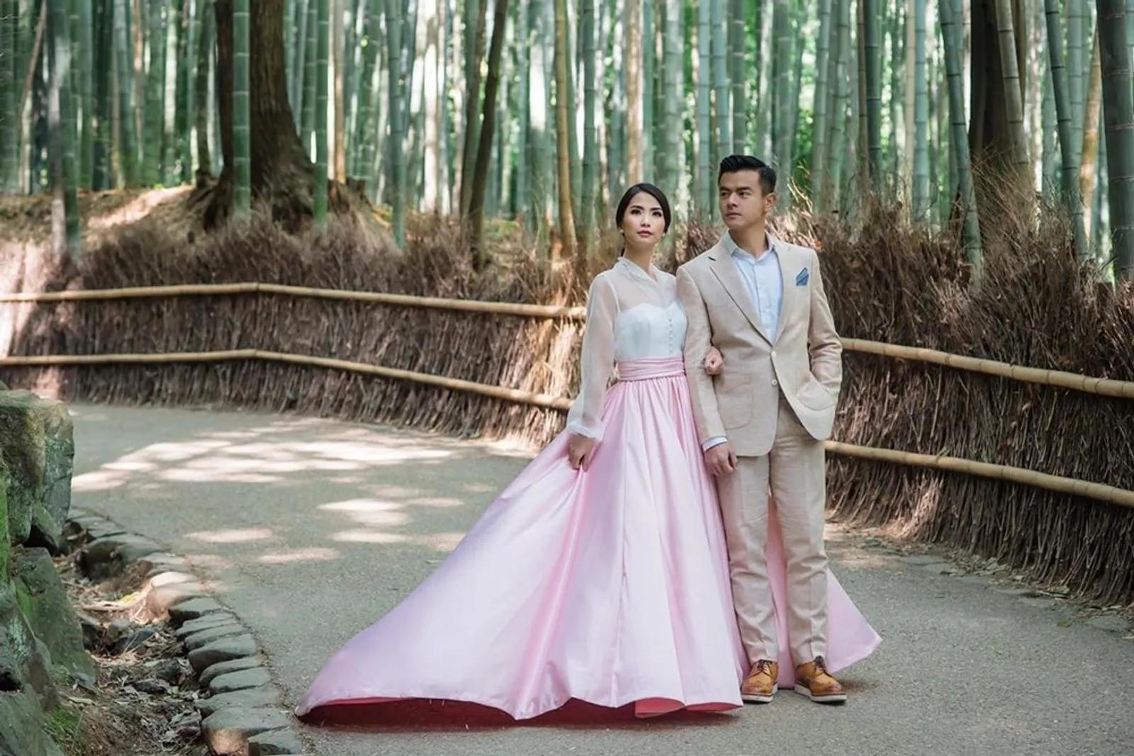 Disukai Artis, 11 Ide Foto Pre-Wedding Ini Terinspirasi Kdrama
