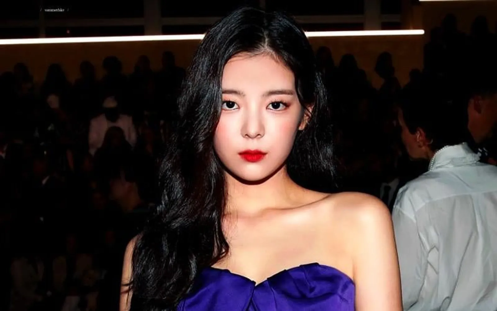 Jennie 'BP' Sampai Dita Karang, Ini 10 Idol Korea yang Kaya dari Lahir