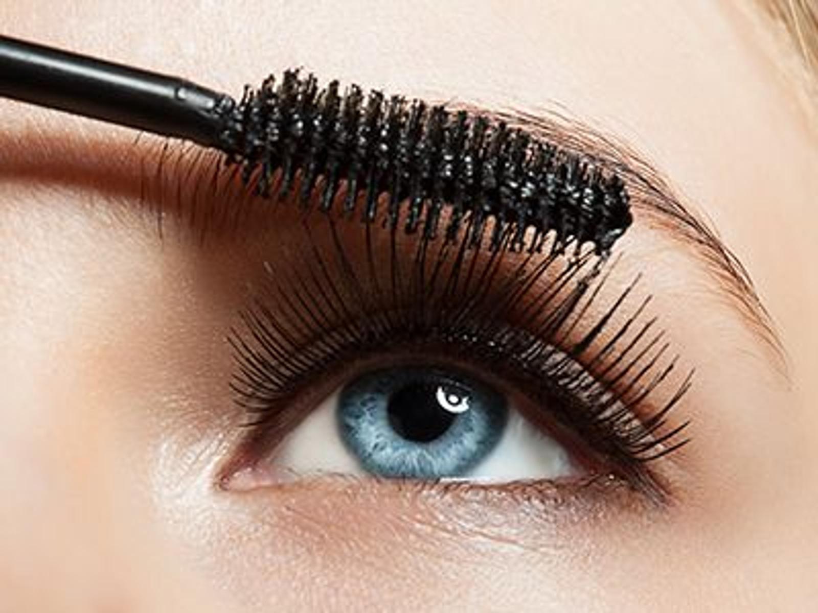 Hasilnya Sama Seperti Lash Lift, Ini 6 Tips untuk Bulu Mata Indah