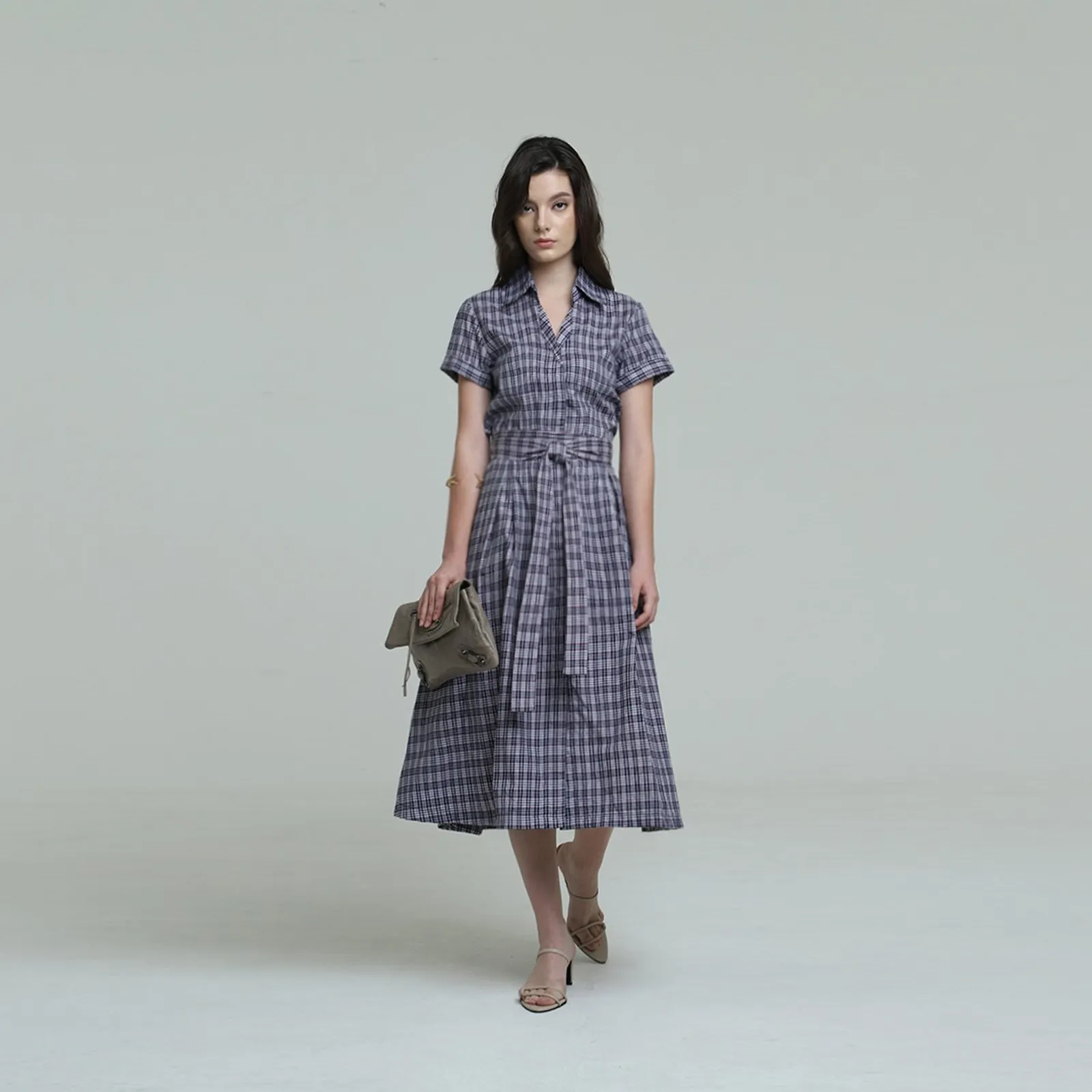 #PopbelaOOTD: Rekomendasi Dress Motif Keren, Cocok untuk Musim Panas!