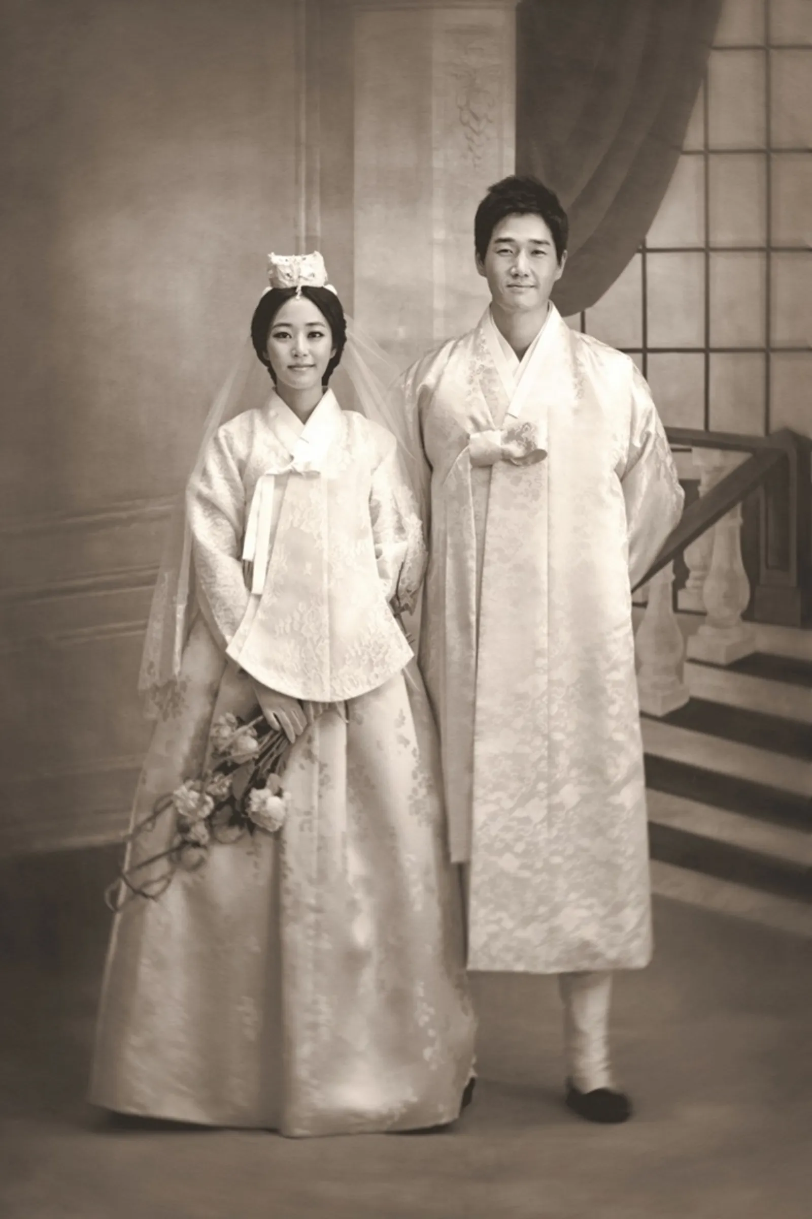 Romantis! 9 Foto Pre-Wedding Artis Korea Ini Bikin Meleleh