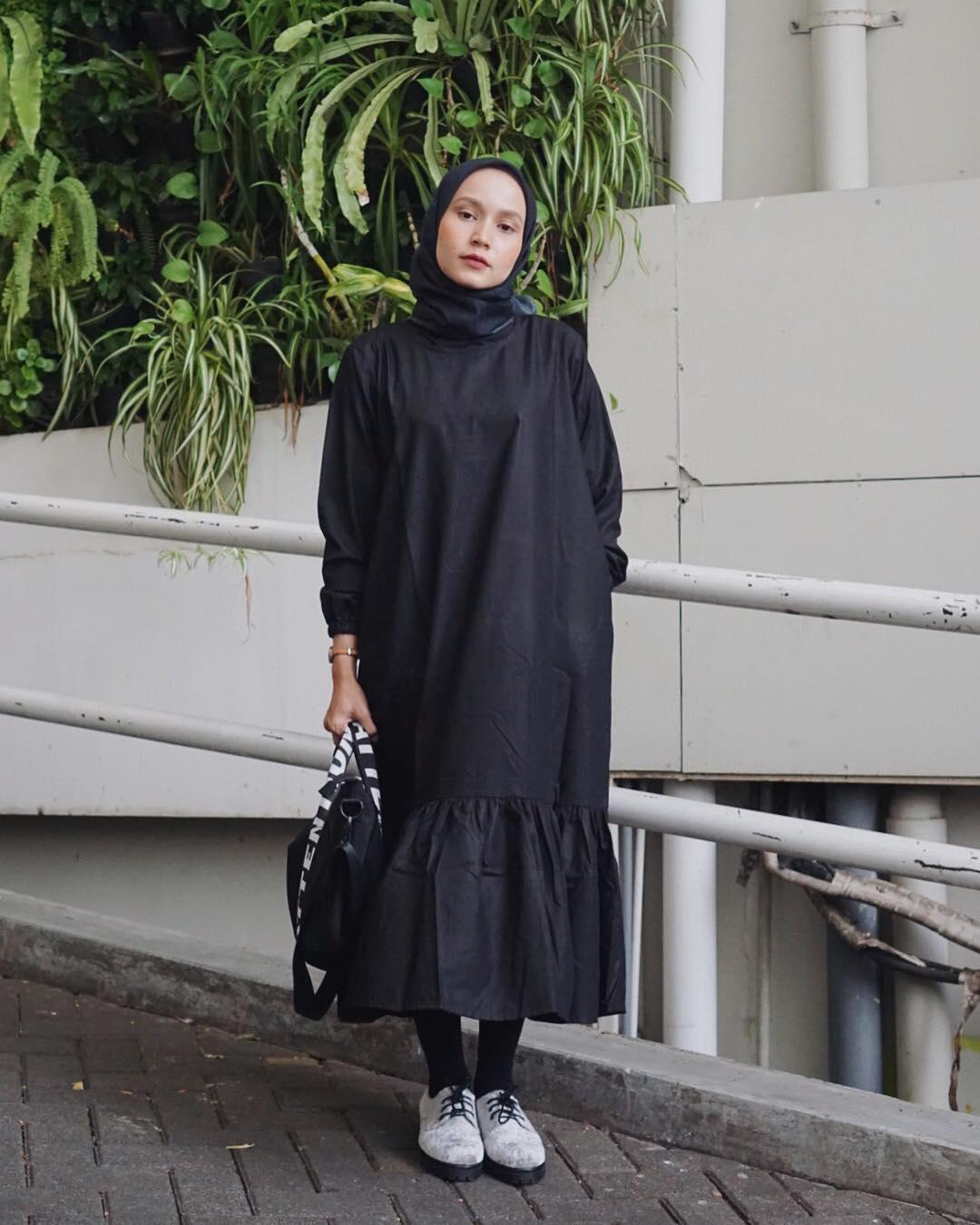 Tips Mengenakan Legging untuk Pemakai Hijab