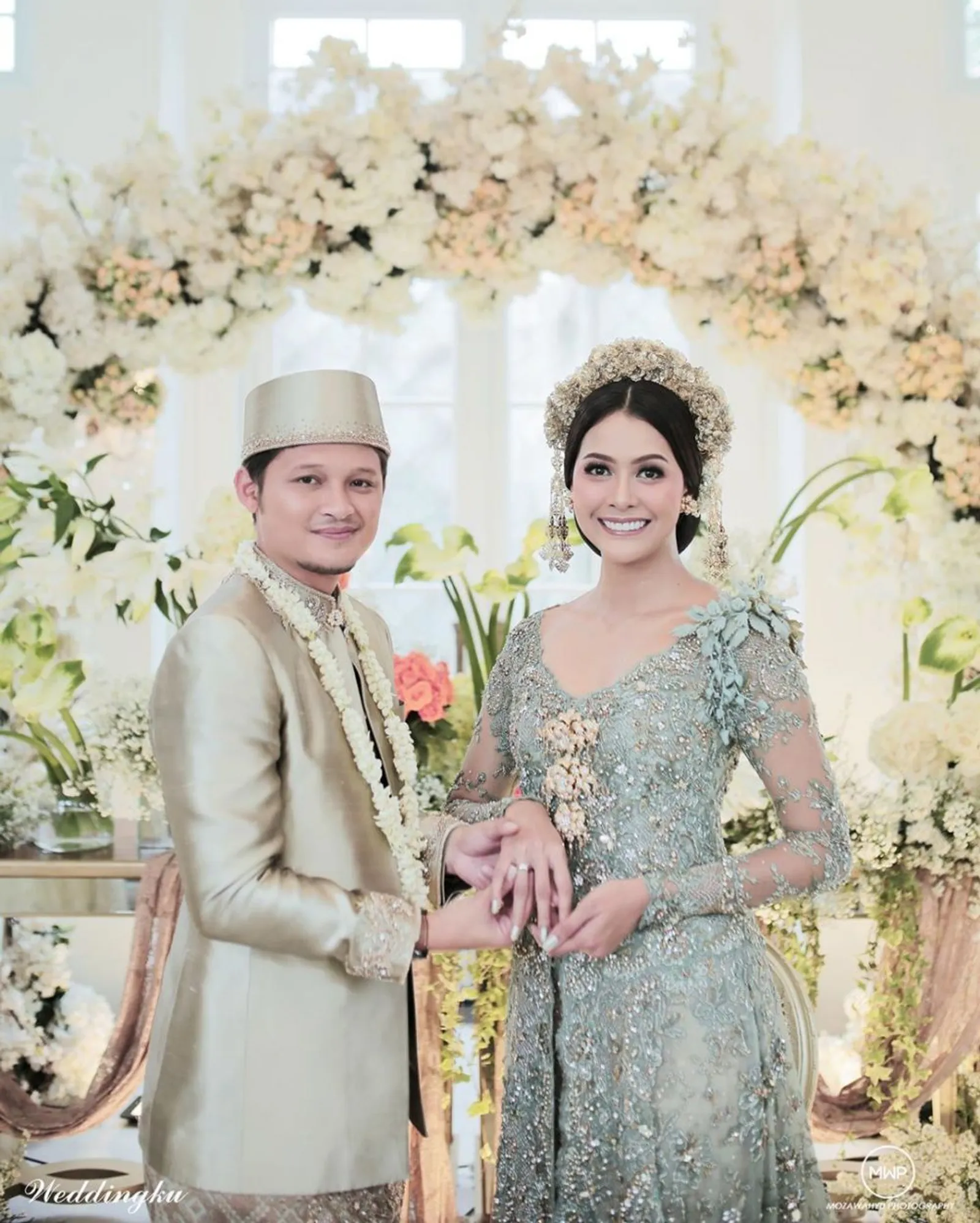 Romantis! 9 Laki-Laki Ini Beruntung Menikah dengan Top Model Indonesia