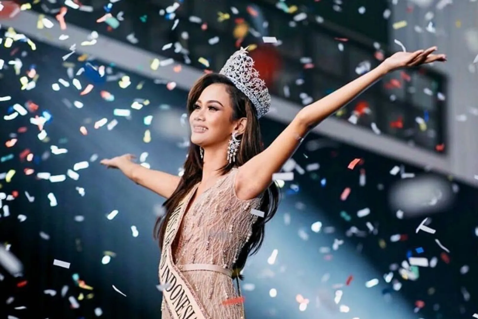 Merebut Mahkota Miss Grand Indonesia 2020, Intip Pesona Kharisma Aura
