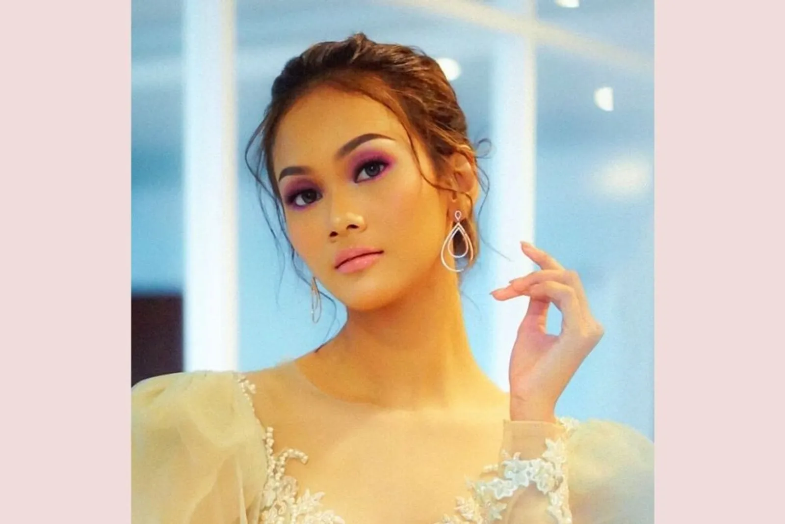 Merebut Mahkota Miss Grand Indonesia 2020, Intip Pesona Kharisma Aura