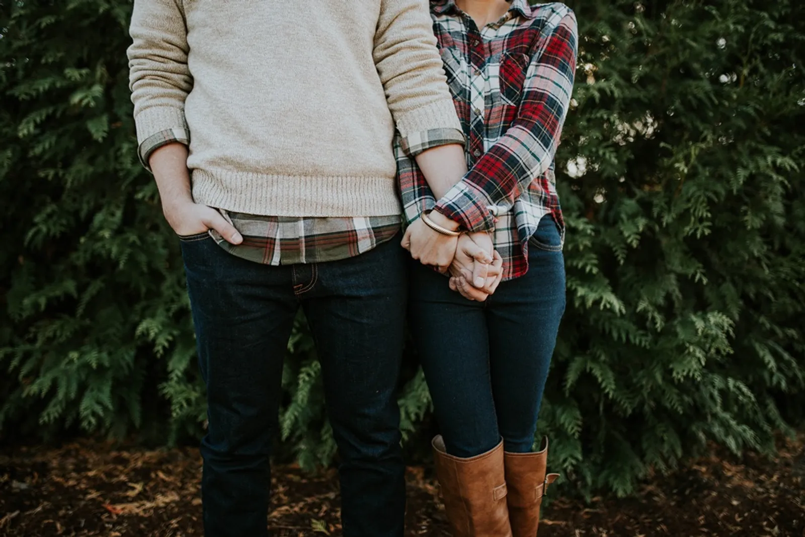 Tak Hanya Perasaan, Ini 7 Alasan Pentingnya Logika dalam Hubungan
