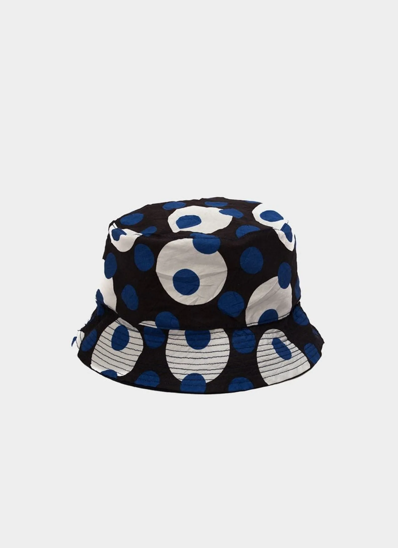 #PopbelaOOTD: Tambah Koleksi Aksesori dengan Bucket Hat!
