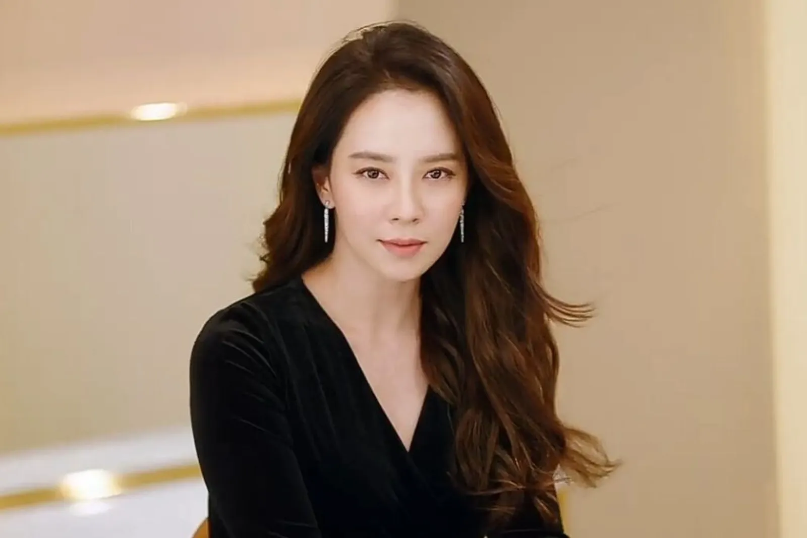 Berkarisma, Intip 9 Pesona Aktris Korea yang Berperan Sebagai Dokter
