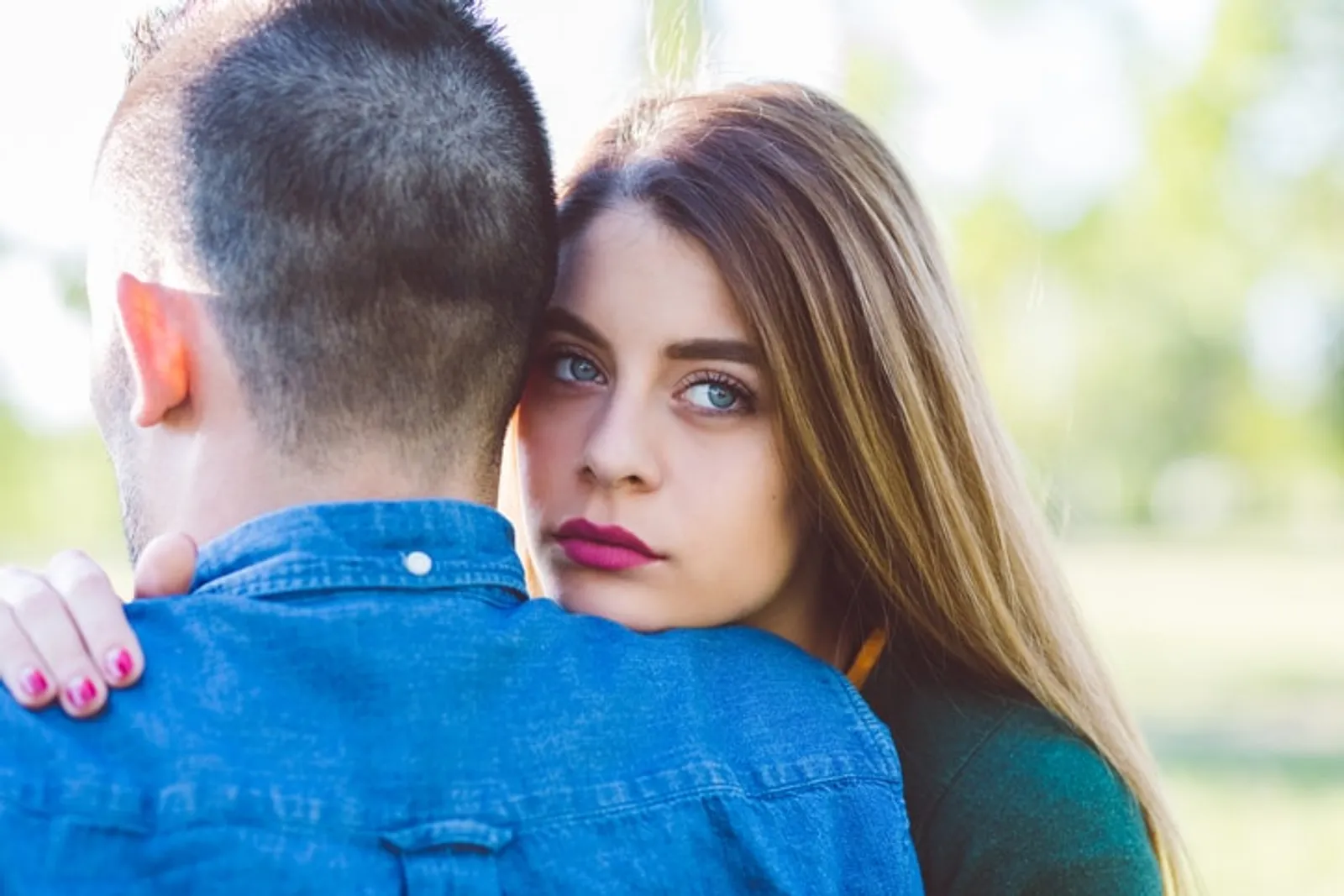 Kenali 15 Tanda Pasanganmu Pernah Mengalami Toxic Relationship