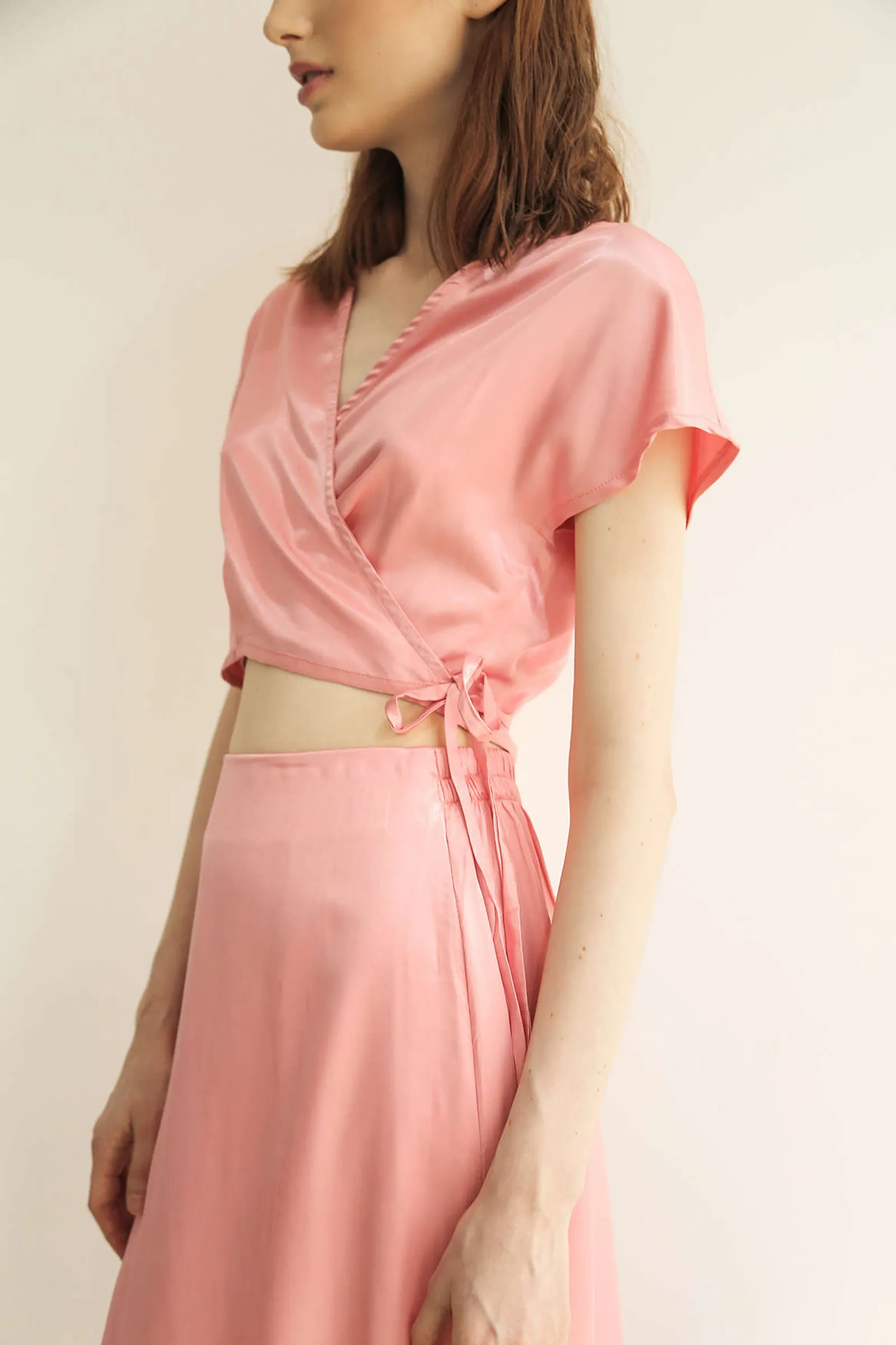 #PopbelaOOTD: Rekomendasi Baju Pink untuk Gaya yang Makin Manis