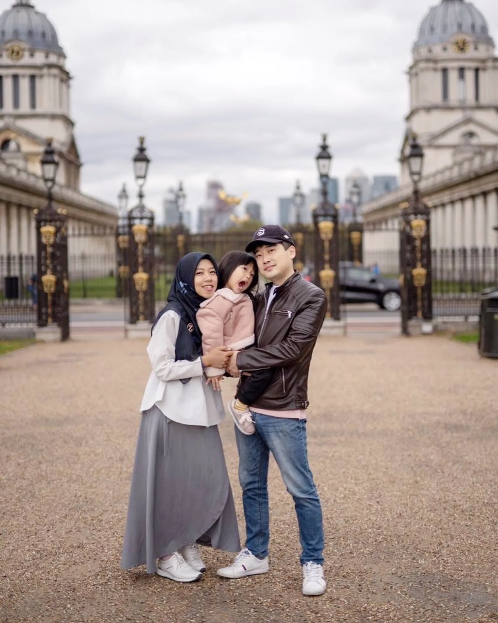 Kompak Berkarya! Ini 5 Pasangan YouTuber Suami Istri Korea-Indonesia