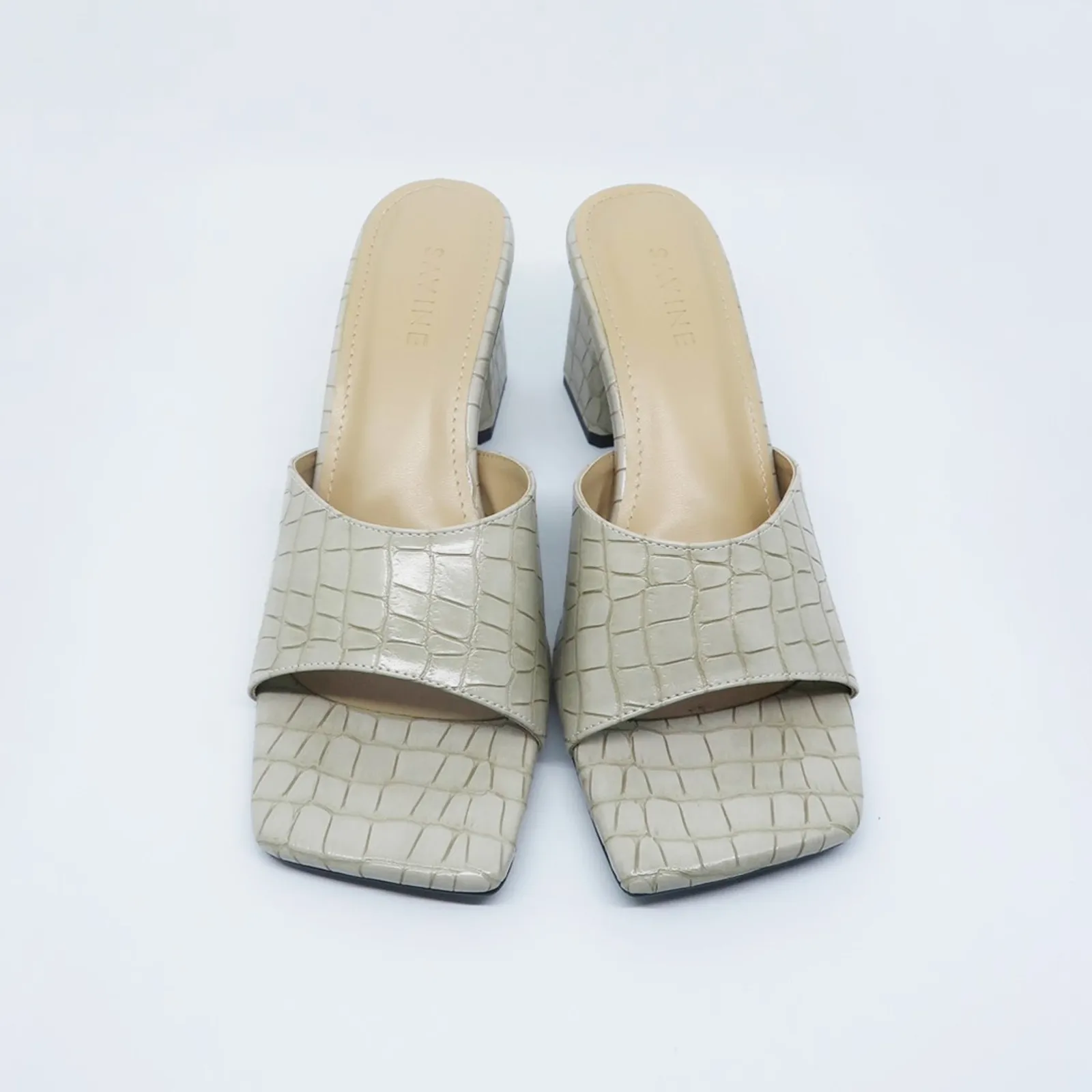 #PopbelaOOTD: High Heels Andalan dari Brand Lokal