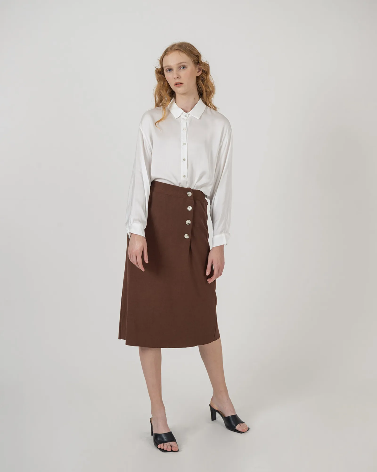 #PopbelaOOTD: Ciptakan Kesan Vintage Look dengan Pakaian Ini