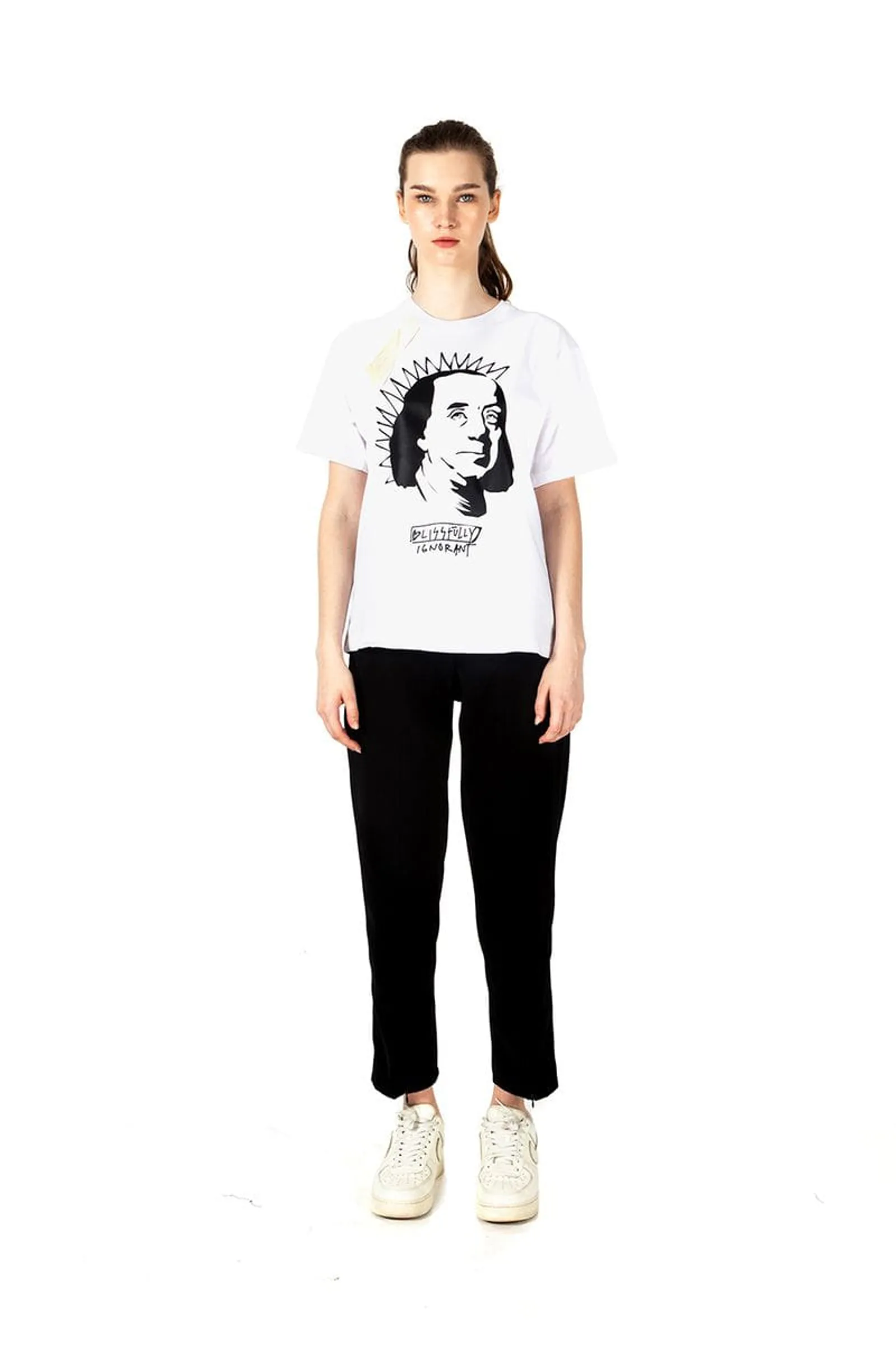 #PopbelaOOTD: Rekomendasi T-Shirt Putih dari Brand Lokal