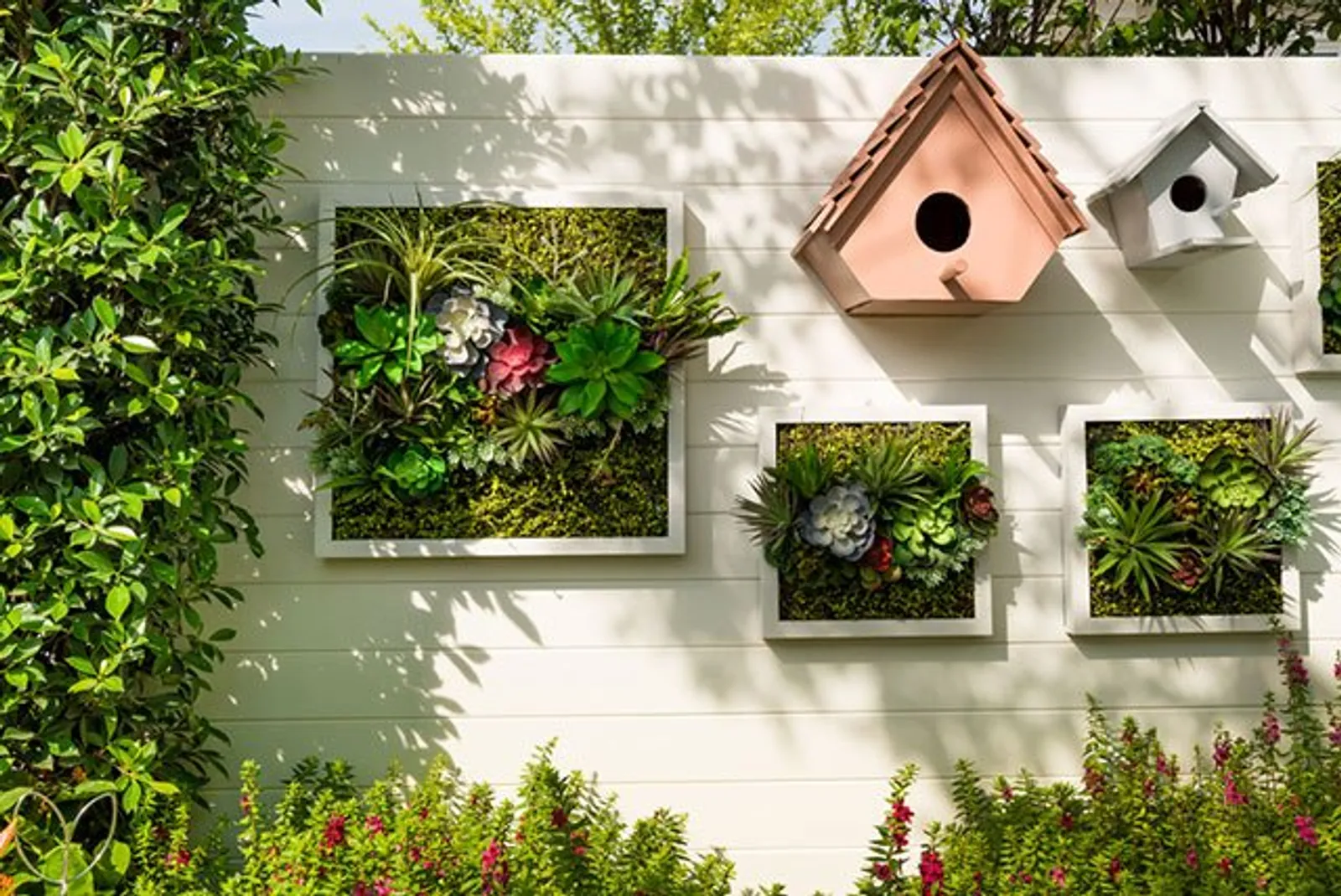 9 Desain Taman Minimalis Depan Rumah, Bikin Halaman Jadi Cantik
