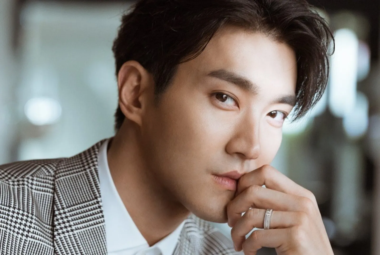Punya Pesona Berbeda, 5 Alasan Siwon 'Super Junior' Sosok Pacar Idaman