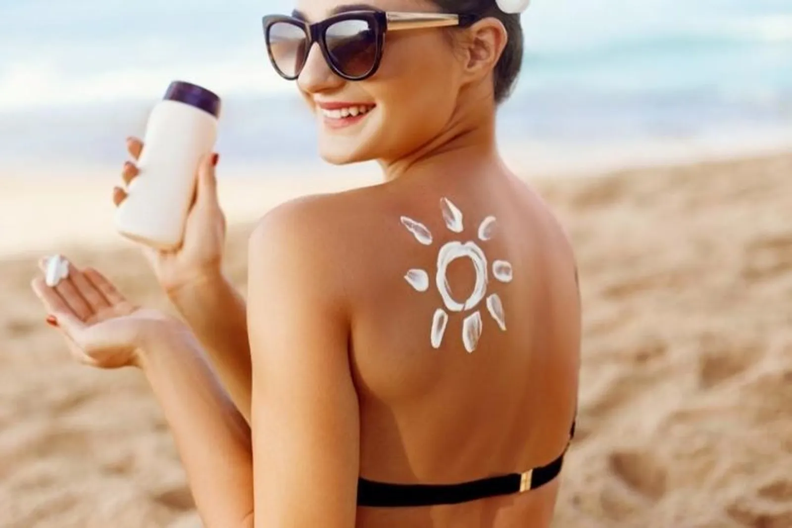 7 Zat Berbahaya Dalam Sunscreen yang Sebaiknya Dihindari