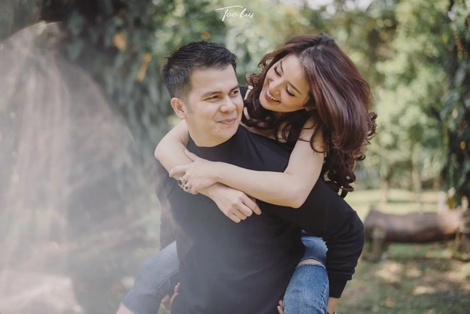 Segera Menikah, 9 Foto Pre-Wedding Handika Pratama dan Rosiana Dewi