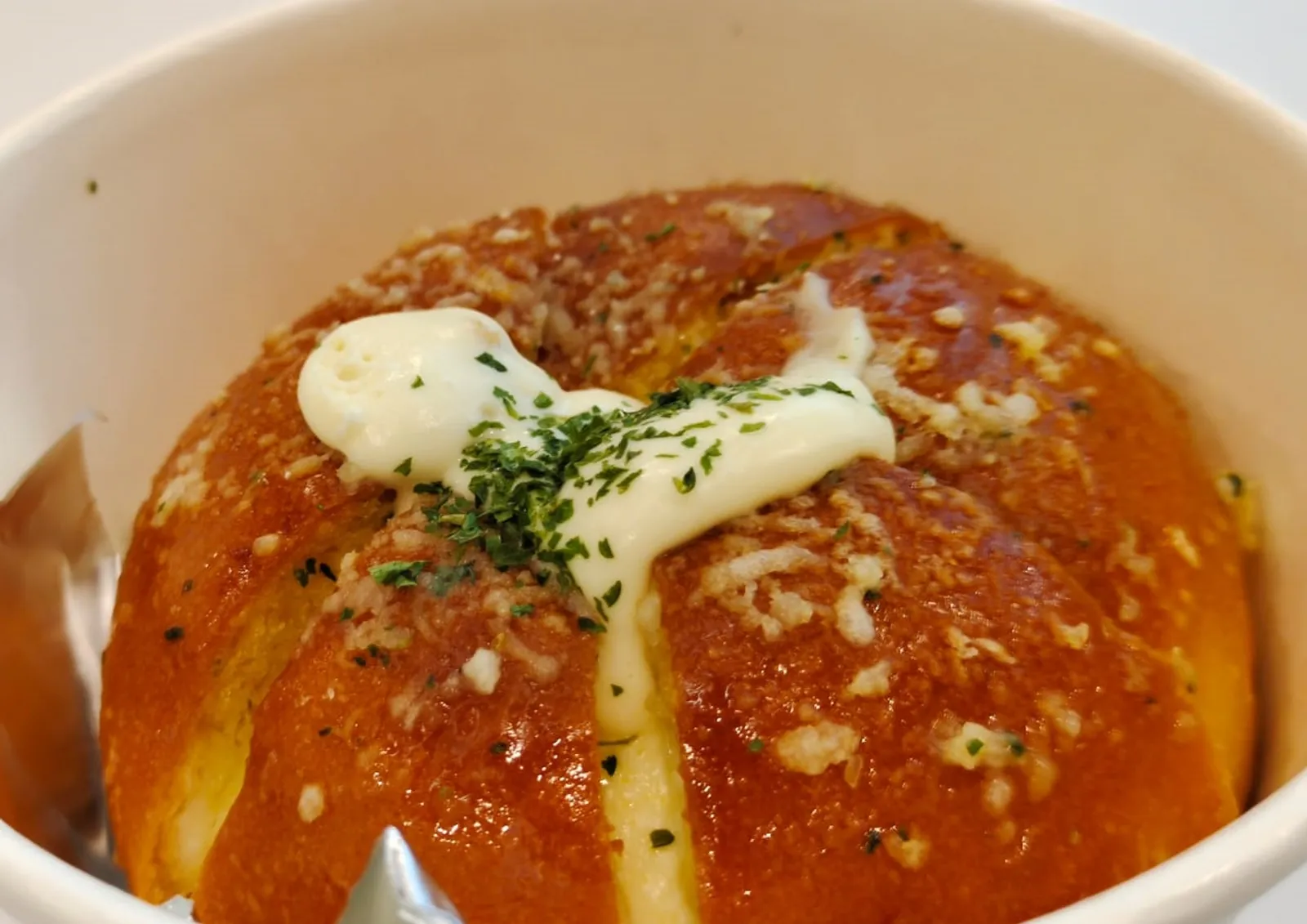 4 Korean Garlic Cheese Bread yang Bisa Kamu Pesan Tanpa PO
